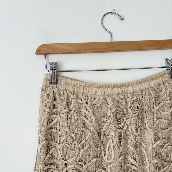 Vintage Silk lace midi skirt - Picture 5 of 7